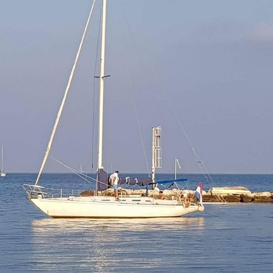 La Tua Stanza A Vela Sul Mare Hotel Bari Exterior photo
